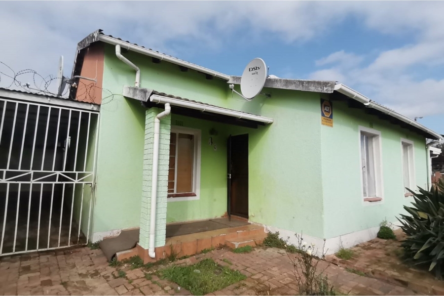 2 Bedroom Property for Sale in Groenheuwel Western Cape